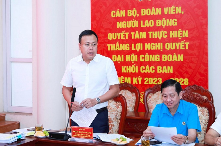 Chủ tịch Liên đoàn Lao động thành phố Phạm Quang Thanh phát biểu tại buổi kiểm tra.