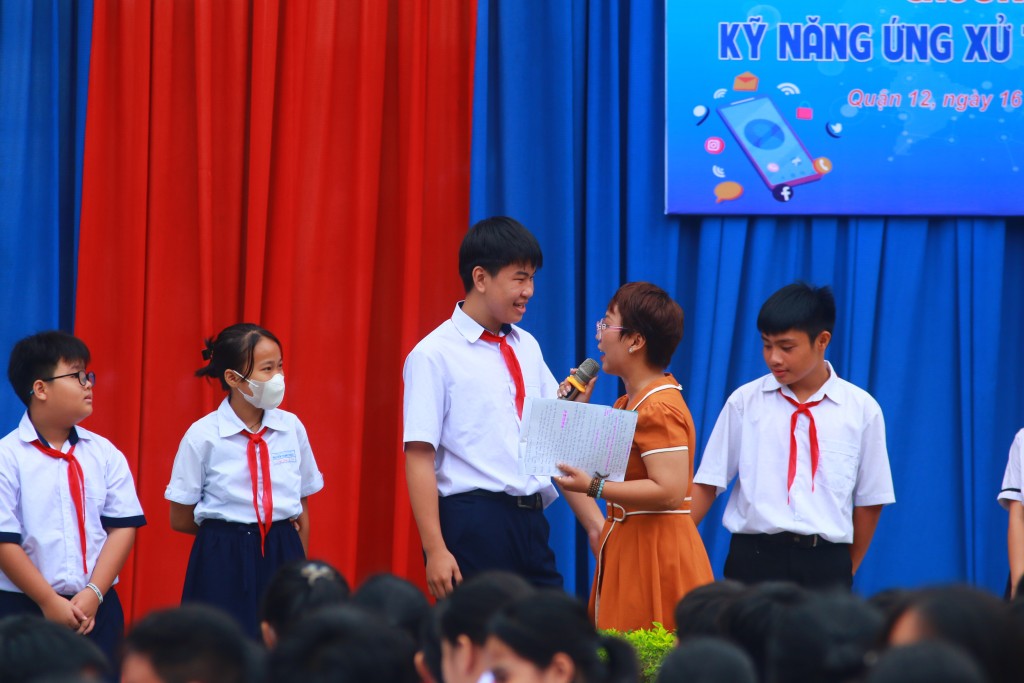 TP Hồ Chí Minh đẩy mạnh chăm lo cho học sinh, sinh viên đầu năm học 2023 - 2024