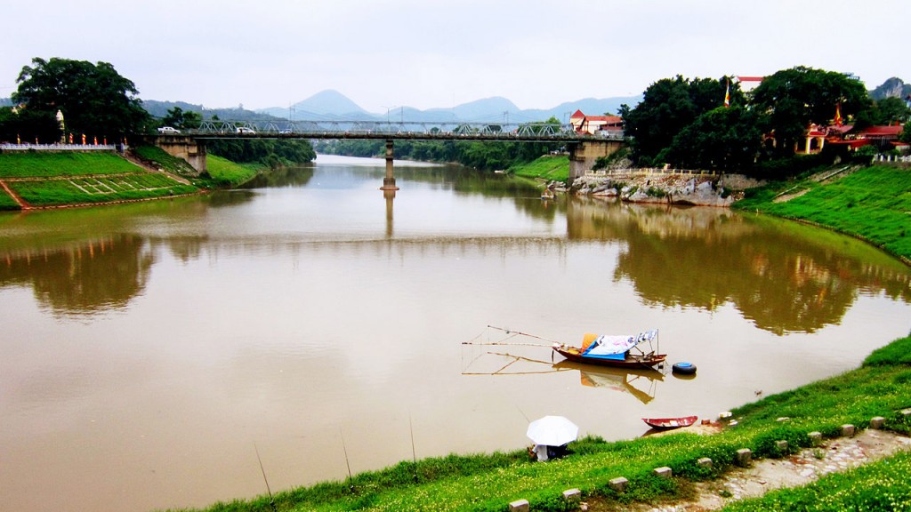 “Hỏi sông” hay những điều “nghịch lý” trong tình yêu?