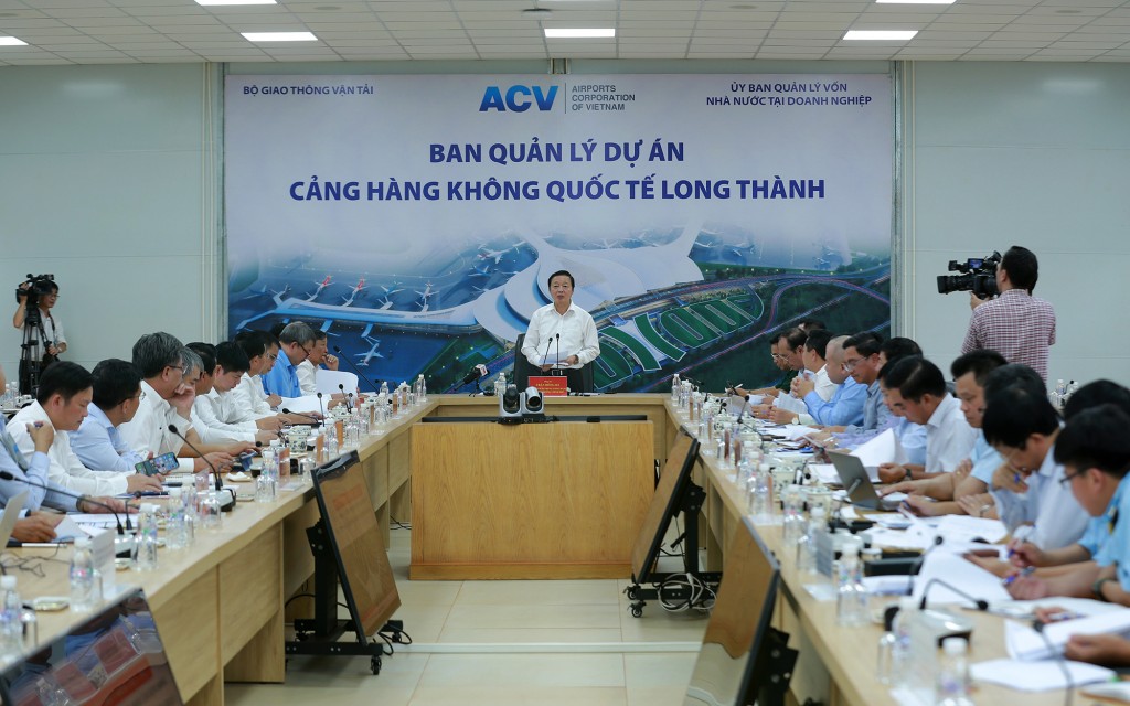 Phó Thủ tướng Trần Hồng Hà: Tổng sơ đồ tiến độ không chỉ có ý nghĩa kỹ thuật mà cả tính pháp lý bởi một dự án, hạng mục thành phần bị chậm tiến độ sẽ ảnh hưởng đến toàn bộ dự án - Ảnh: VGP/Minh Khôi
