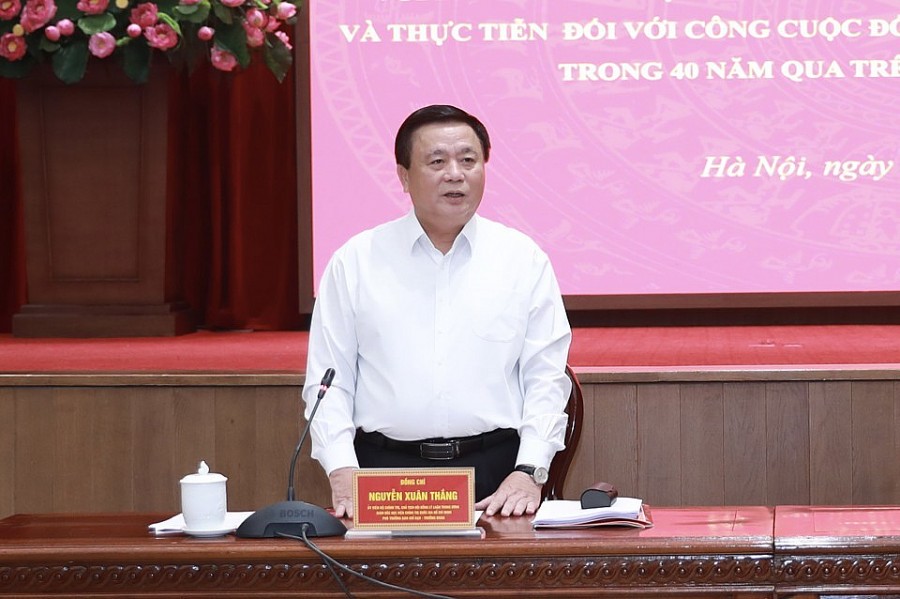 Chủ tịch Hội đồng lý luận Trung ương, Giám đốc Học viện Chính trị Quốc gia Hồ Chí Minh Nguyễn Xuân Thắng – Trưởng đoàn khảo sát phát biểu tại hội nghị.