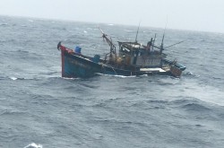 Sau khi tàu cá bị chìm vẫn còn 13 ngư dân Quảng Nam đang mất tích