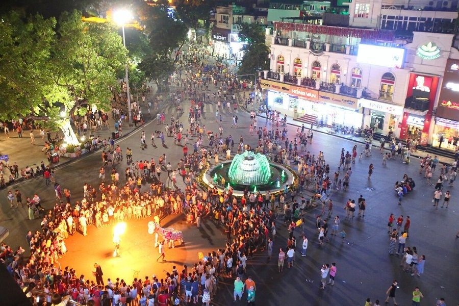 Phố đi bộ Hồ Gươm đã trở thành một phần không thể thiếu trong cuộc sống văn hóa của người dân Thủ đô