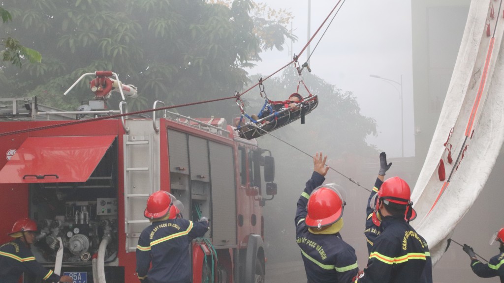 Nhà máy Nhiệt điện Vĩnh Tân 4 diễn tập chữa cháy và cứu nạn, cứu hộ quy mô lớn