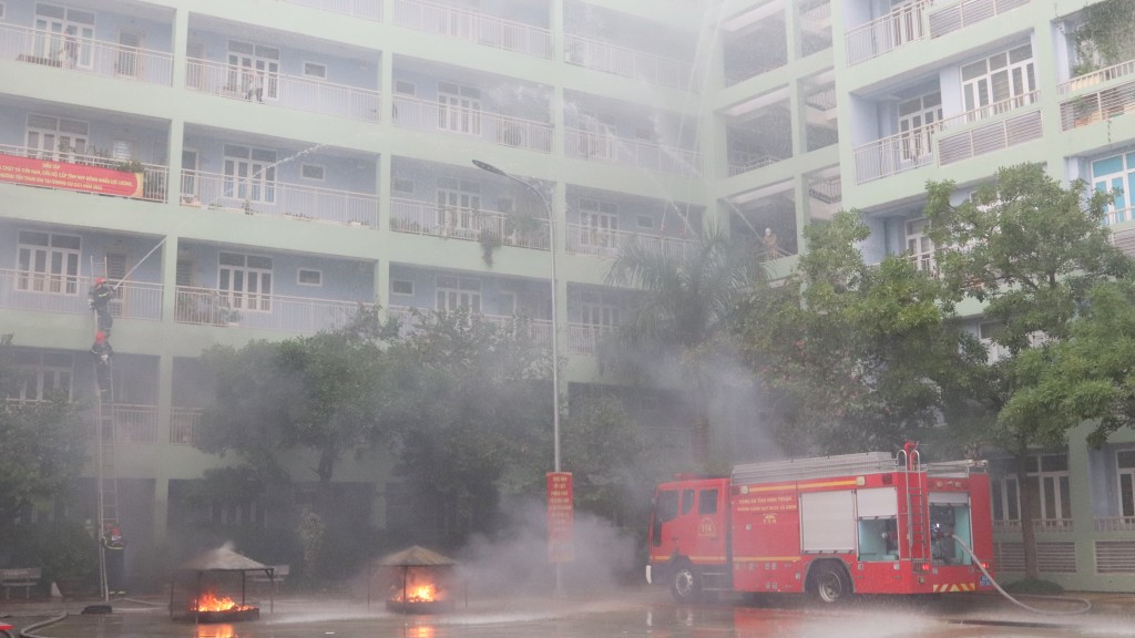 Nhà máy Nhiệt điện Vĩnh Tân 4 diễn tập chữa cháy và cứu nạn, cứu hộ quy mô lớn