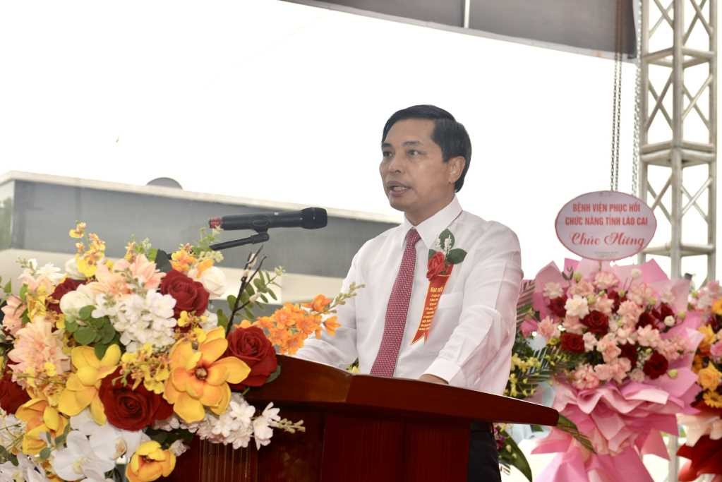 Đồng chí Vũ Văn Diện, Phó Chủ tịch UBND tỉnh, phát biểu tại buổi lễ gắn biển.