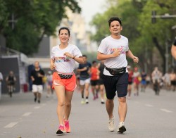 Gần 10.000 runner chung bước chạy vì cộng đồng