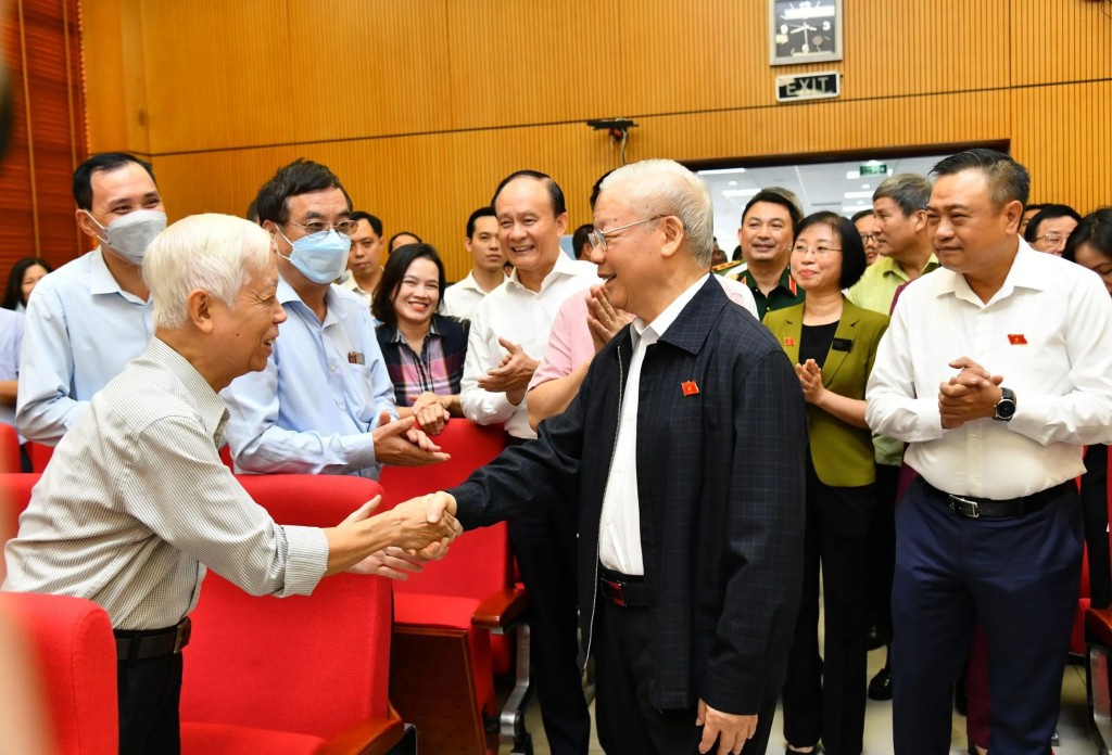 Tổng bí thư Nguyễn Phú Trọng cùng các đại biểu Quốc hội tới tiếp xúc cử tri tại các quận Đống Đa, Ba Đình, Hai Bà Trưng