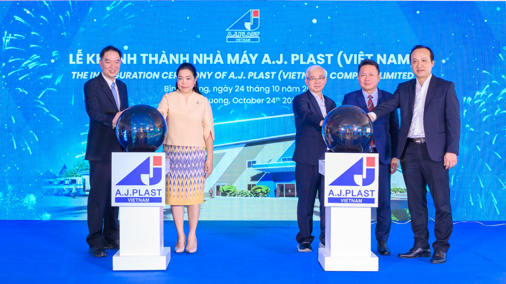 Lễ Khánh thành nhà máy A.J. Plast (Việt Nam) có sự tham dự