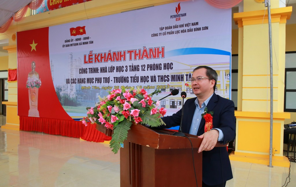 Ông Khương Lê Thành - Phó Bí thư Thường trực Đảng ủy, Thành viên HĐQT BSR phát biểu tại buổi lễ