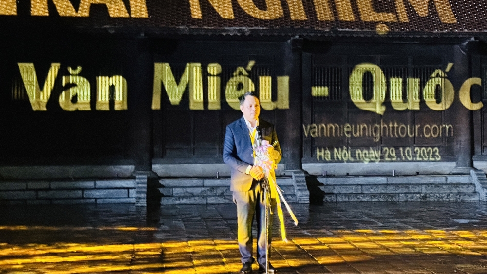 Ra mắt tour đêm Văn Miếu - Quốc Tử Giám muôn màu lung linh