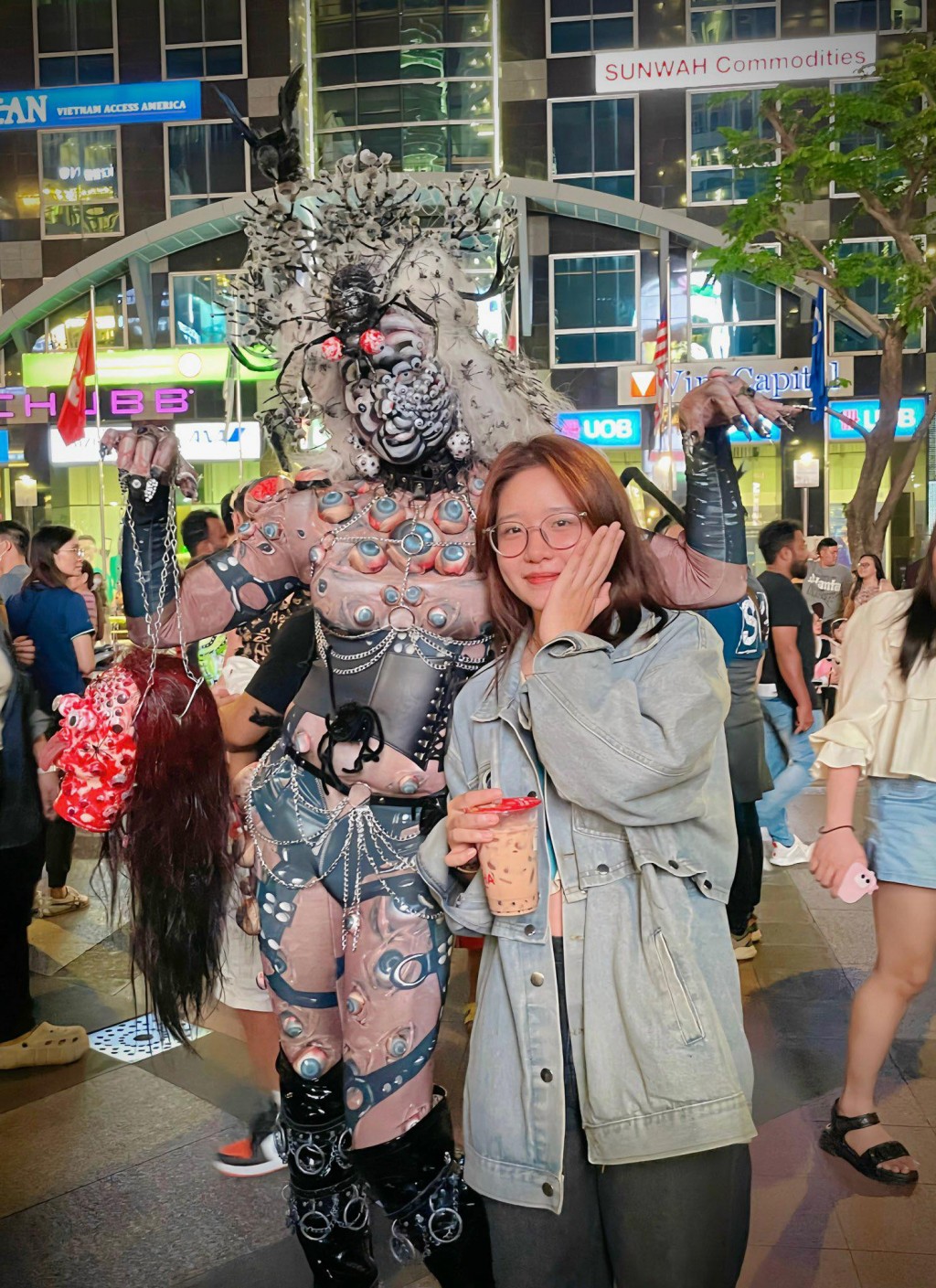 TP Hồ Chí Minh: Phố đi bộ Nguyễn Huệ huyên náo ngày Halloween TP Hồ Chí Minh: Phố đi bộ Nguyễn Huệ huyên náo ngày Halloween