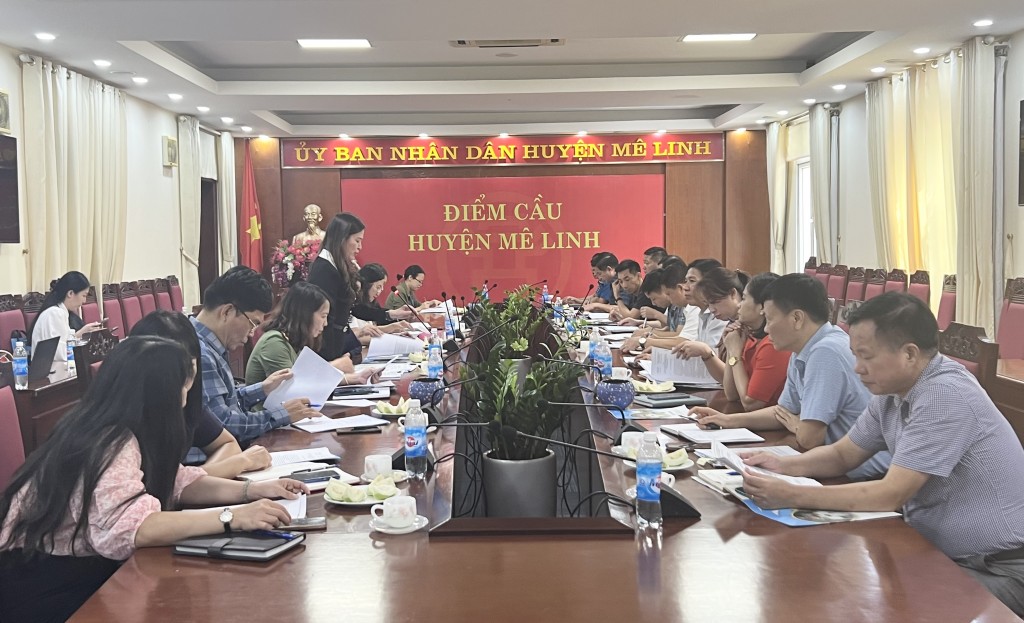 Quang cảnh buổi làm việc của Sở Văn hóa và Thể thao tại huyện Mê Linh