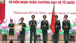 Báo Quân khu 7 đón nhận Huân chương Bảo vệ Tổ quốc hạng Ba