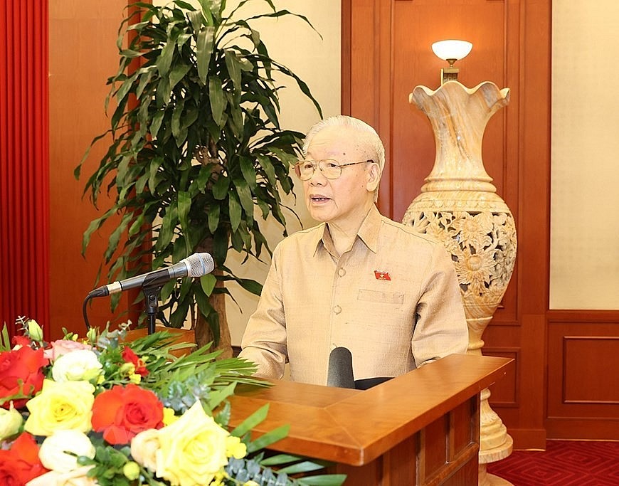 Tổng Bí thư Nguyễn Phú Trọng nói chuyện với các đại biểu dự buổi gặp mặt. Ảnh: Trí Dũng/TTXVN