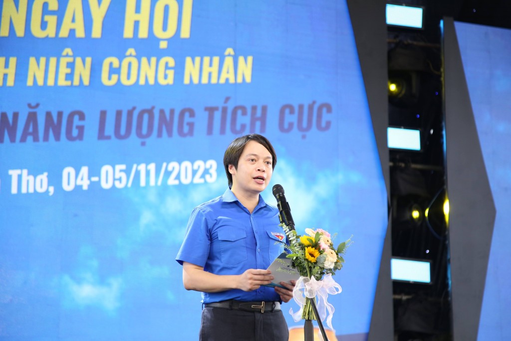 đồng chí Nguyễn Hữu Tú, Ủy viên BCH Trung ương Đoàn, Phó Chủ tịch Thường trực - Tổng thư ký Hội Thầy thuốc trẻ Việt Nam