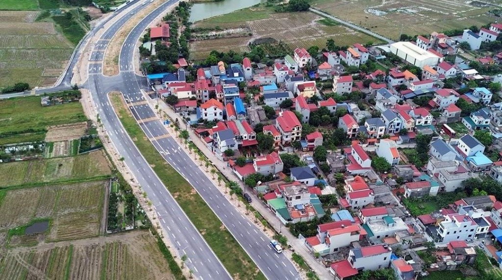 Tuyến đường nối Khu đô thị vệ tinh Sóc Sơn với đường Võ Nguyên Giáp vừa đưa vào sử dụng.