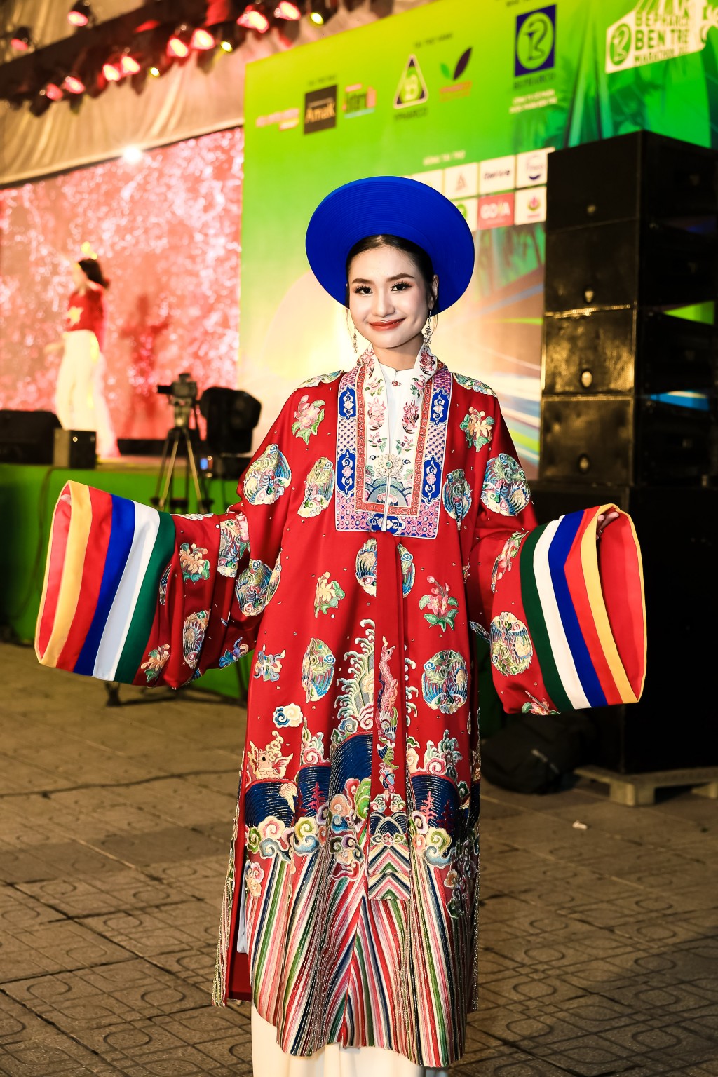 Hoa hậu Nguyễn Thanh Hà chia sẻ về màn catwalk đặc biệt