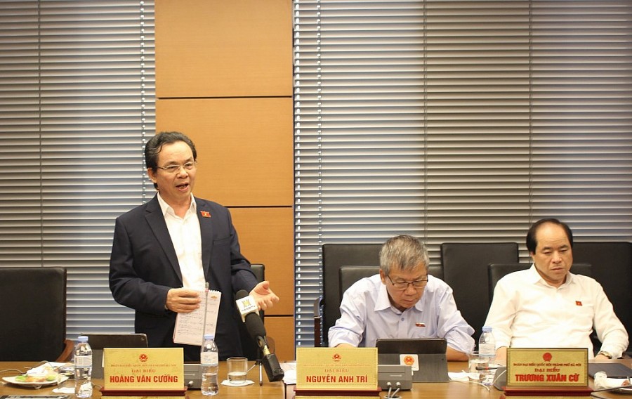 Đại biểu Hoàng Văn Cường