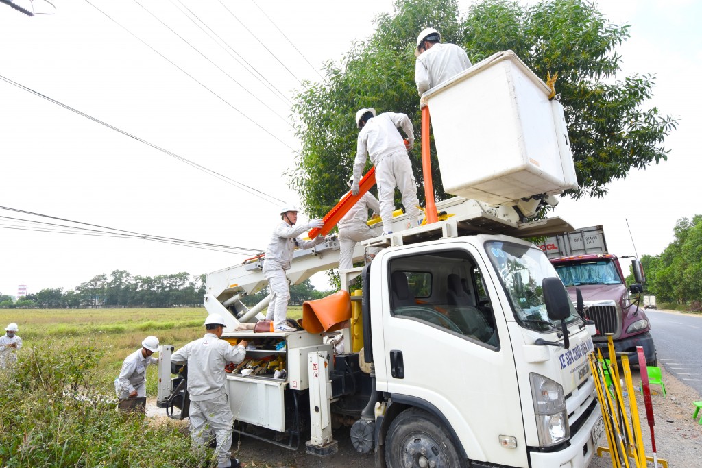 Mỗi phiên làm việc nhóm công tác sẽ có ít nhất 5-7 người để luân phiên thay thế cho nhau