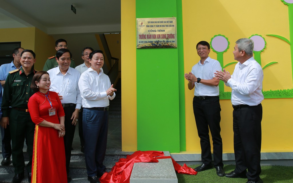 Phó Thủ tướng Trần Hồng Hà dự lễ khánh thành Trường Mầm non Kim Song Trường - Ảnh: VGP/Minh Khôi