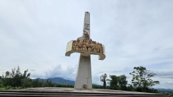 Quảng Nam: Di tích Tượng đài Chiến thắng Núi Thành xuống cấp