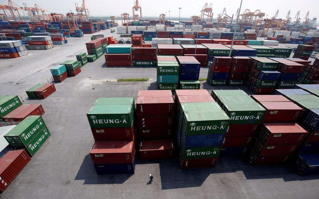Tăng trưởng của Việt Nam dựa vào xuất khẩu được thúc đẩy bởi một loạt các thỏa thuận thương mại (Ảnh: Reuters)