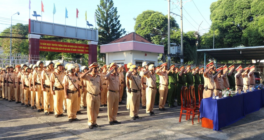 Lễ ra quân tổng kiểm soát, xử lý người điều khiển phương tiện giao thông có nồng độ cồn trên địa bàn TP Thủ Đức