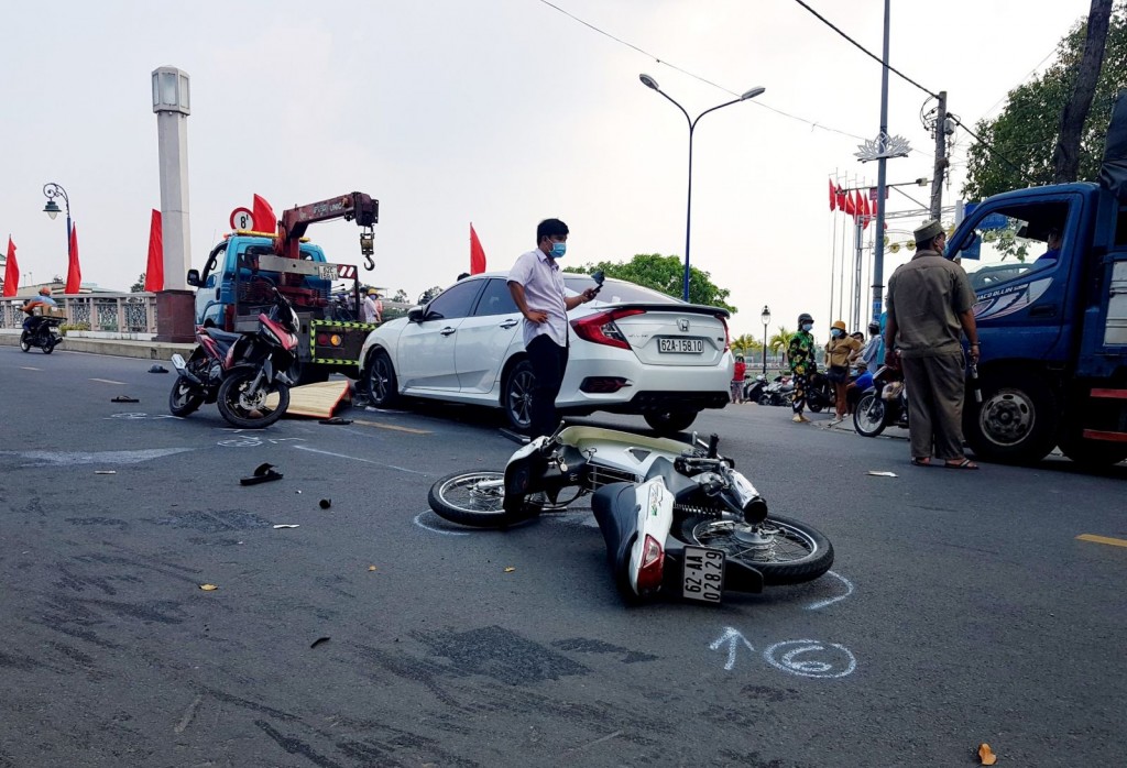 Bài 5: Bắt đầu từ cán bộ, đảng viên và… người trẻ