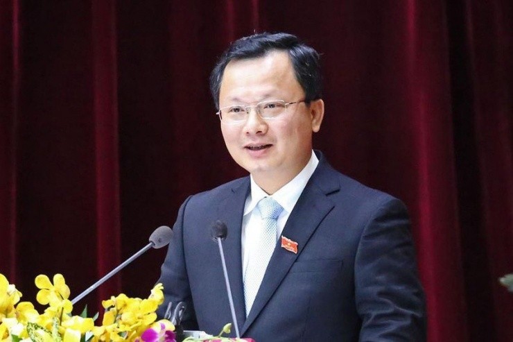 Ông Cao Tường Huy được giới thiệu bầu vào chức danh Chủ tịch UBND tỉnh Quảng Ninh.