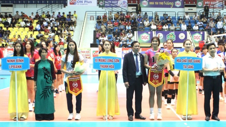 Khai mạc vòng Chung kết giải Bóng chuyền nữ vô địch quốc gia 2023