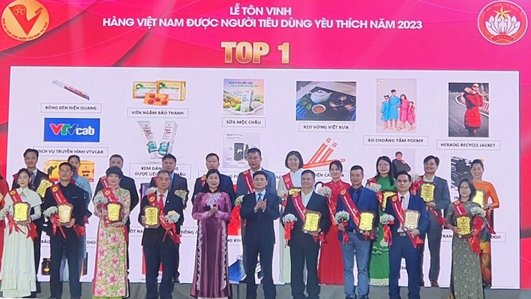 Tôn vinh 150 sản phẩm hàng Việt Nam được người tiêu dùng yêu thích