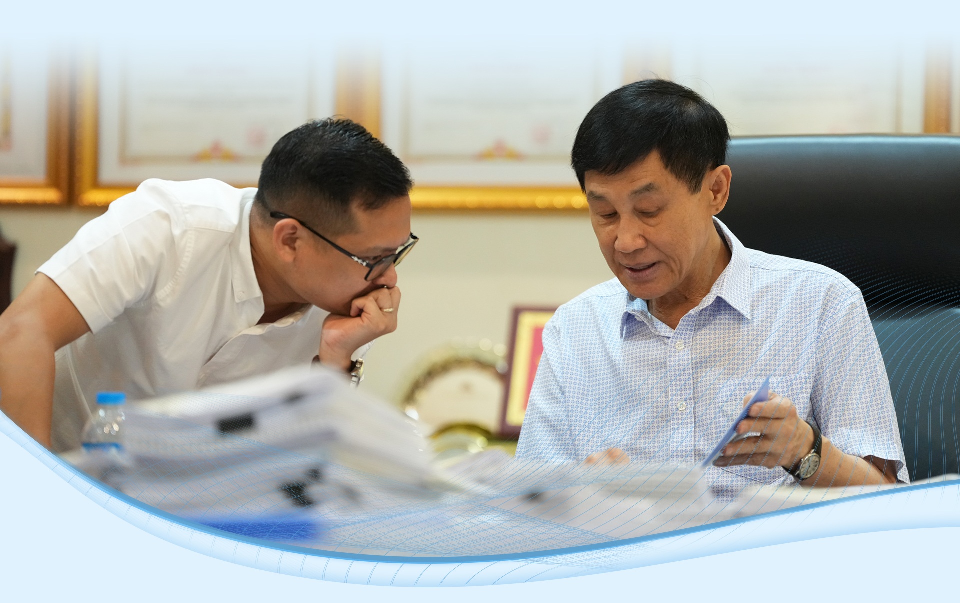 Cuộc gặp với cố Thủ tướng Phạm Văn Đồng thay đổi cuộc đời ông Johnathan Hạnh Nguyễn - 29