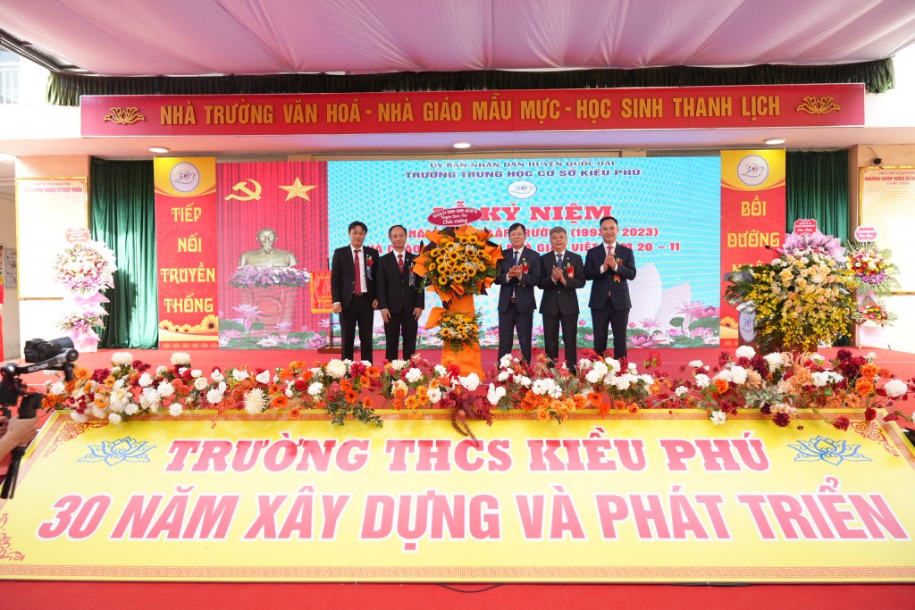 Trường THCS Kiều Phú kỷ niệm 30 thành lập