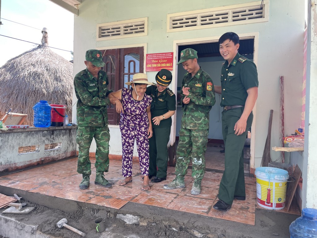 Sức trẻ Đồn Biên phòng cửa khẩu cảng Dung Quất Sức trẻ Đồn Biên phòng cửa khẩu cảng Dung Quất