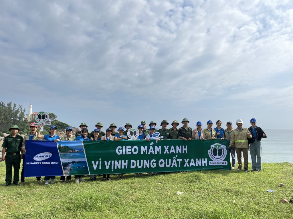 Sức trẻ Đồn Biên phòng cửa khẩu cảng Dung Quất Sức trẻ Đồn Biên phòng cửa khẩu cảng Dung Quất