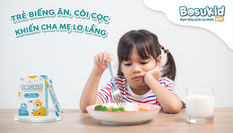 Trẻ biếng ăn, còi cọc khiến cha mẹ lo lắng