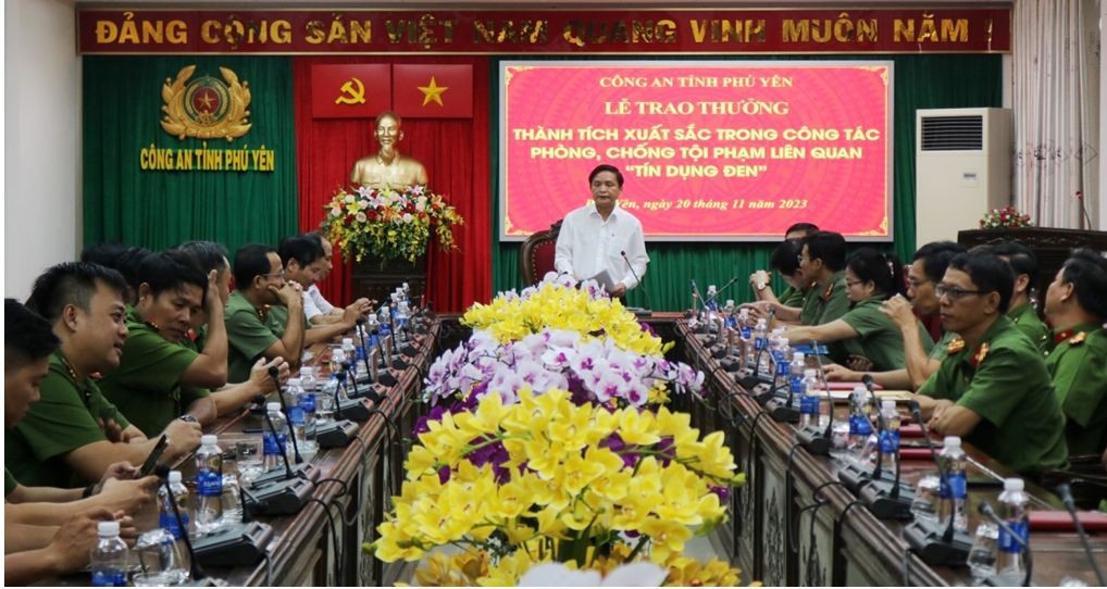 Đồng chí Lê Tấn Hổ - Phó Chủ tịch Thường trực UBND tỉnh Phú Yên phát biểu tại buổi lễ