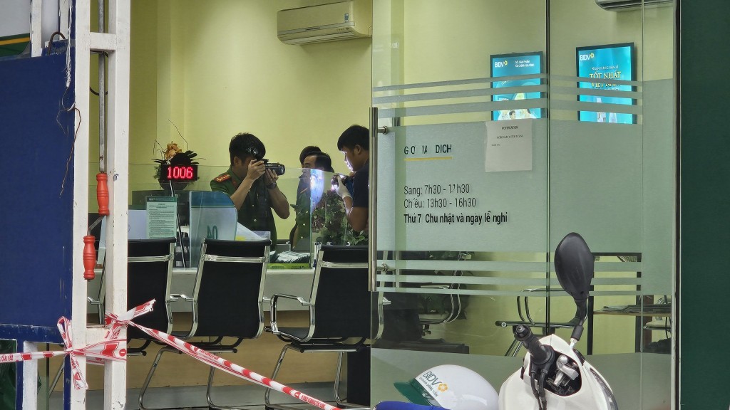 Đà Nẵng: Khởi tố đối tượng cướp ngân hàng, đâm bảo vệ tử vong
