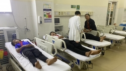 Đắk Lắk: 17 học sinh nhập viện nghi do ngộ độc