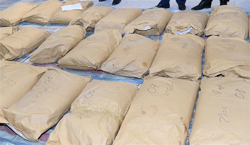 Cảnh sát thu giữ số ma túy tang vật vụ án