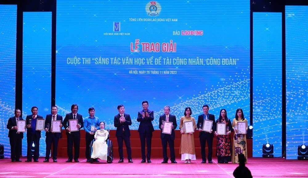 Khơi lại mạch ngầm dòng chảy văn học về người lao động