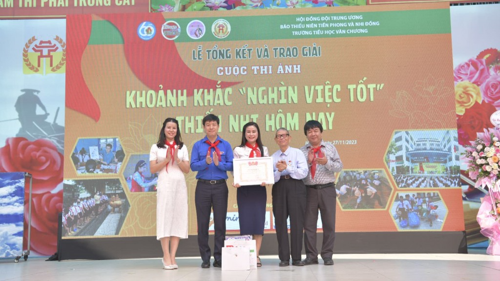 Quảng Nam giành giải Đặc biệt thi ảnh “Khoảnh khắc Nghìn việc tốt”