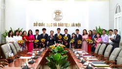 Hà Nội gặp mặt học sinh giỏi thi Olympic khoa học trẻ quốc tế