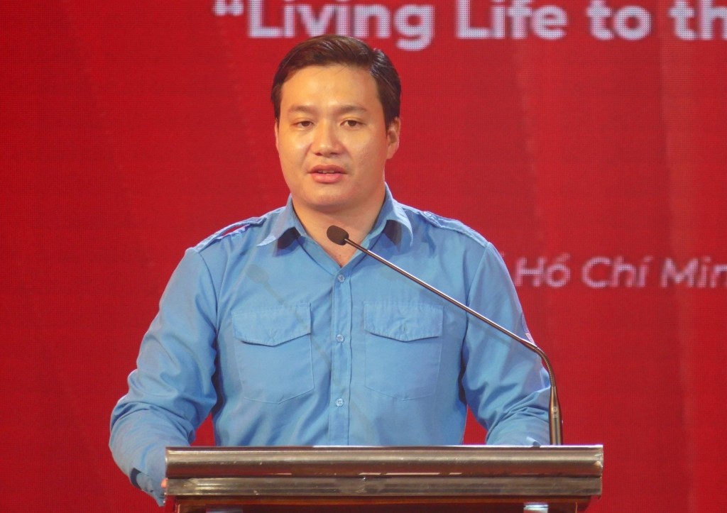 Đồng chí Doãn Trường Quang, Phó Chủ tịch Hội Liên hiệp Thanh niên Việt Nam TP Hồ Chí Minh phát biểu khai mạc