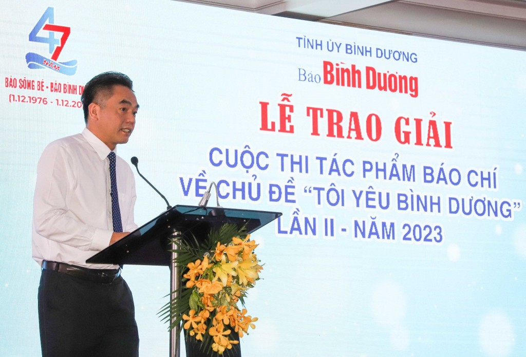 Ông Nguyễn Lộc Hà, Ủy viên Ban Thường vụ Tỉnh ủy, Phó Chủ tịch UBND tỉnh Bình Dương phát biểu tại buổi lễ