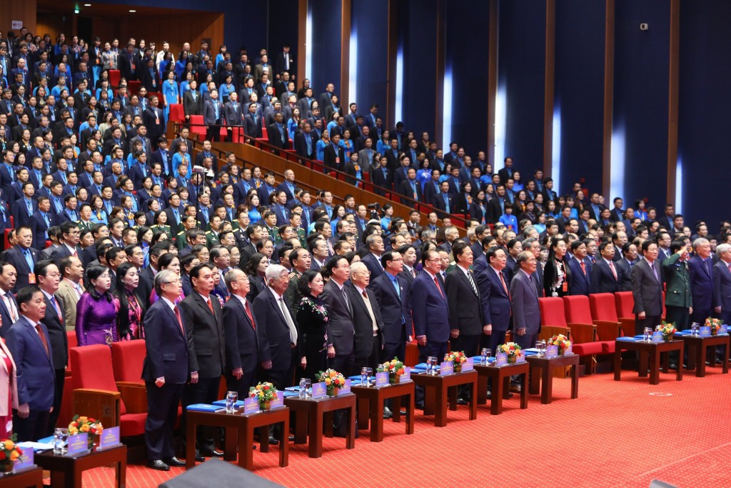 Lãnh đạo Đảng, Nhà nước và các đại biểu chính thực tham dự Đại hội