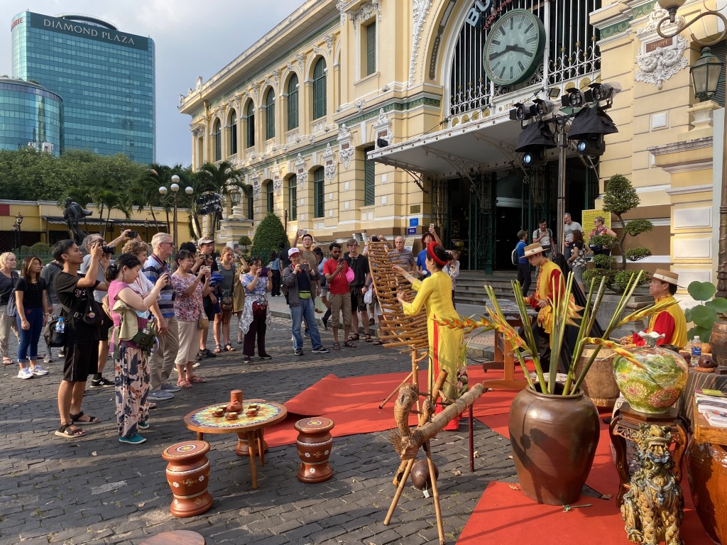 Nhiều quận, huyện hưởng ứng Tuần lễ du lịch TP Hồ Chí Minh