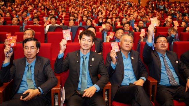 Đại hội XIII Công đoàn Việt Nam làm việc phiên bế mạc