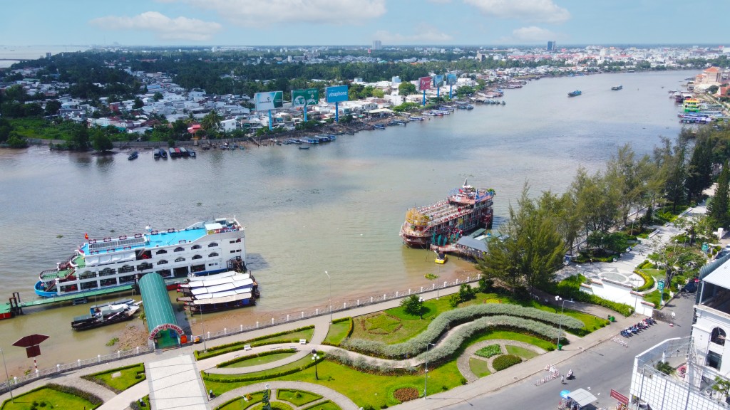 Phát triển Cần Thơ thành cực tăng trưởng vùng Đồng bằng sông Cửu Long